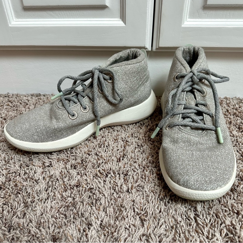 Allbirds Wool Runner-Up Mizzles in Light Gray Size 9